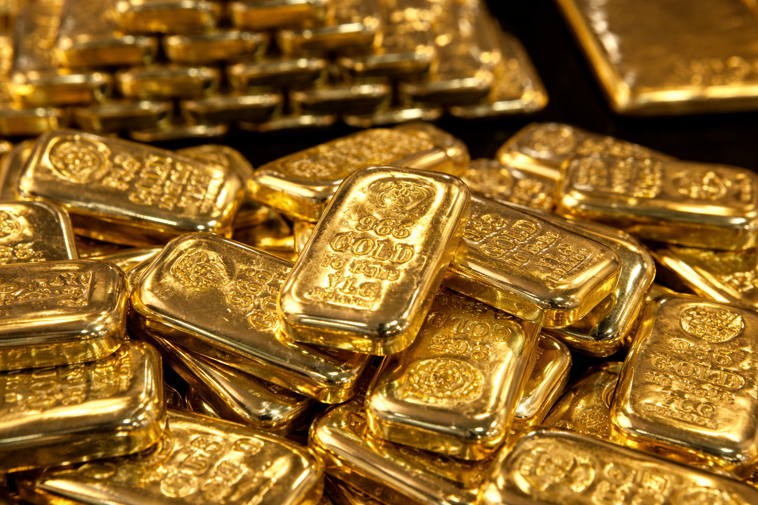 Pure 24K gold bars and biscuits for investment purposes